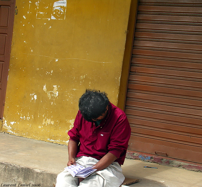 Lone_Reader